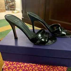 Beautiful Stuart Weitzman heels! Size 6